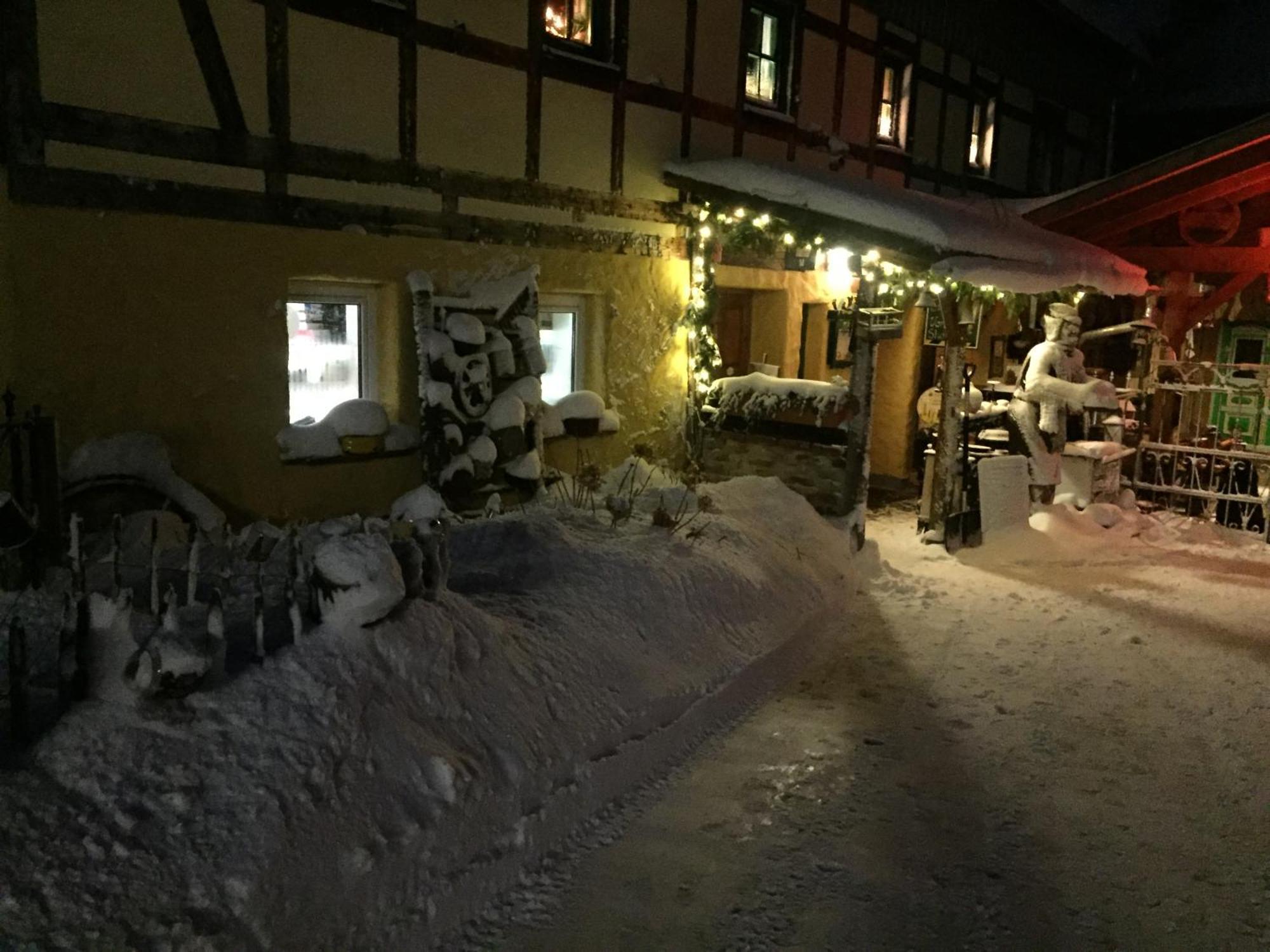 Hotel Olbernhau Mit Sauna - Kleines Landhotel Zur Ofenschenke Екстериор снимка
