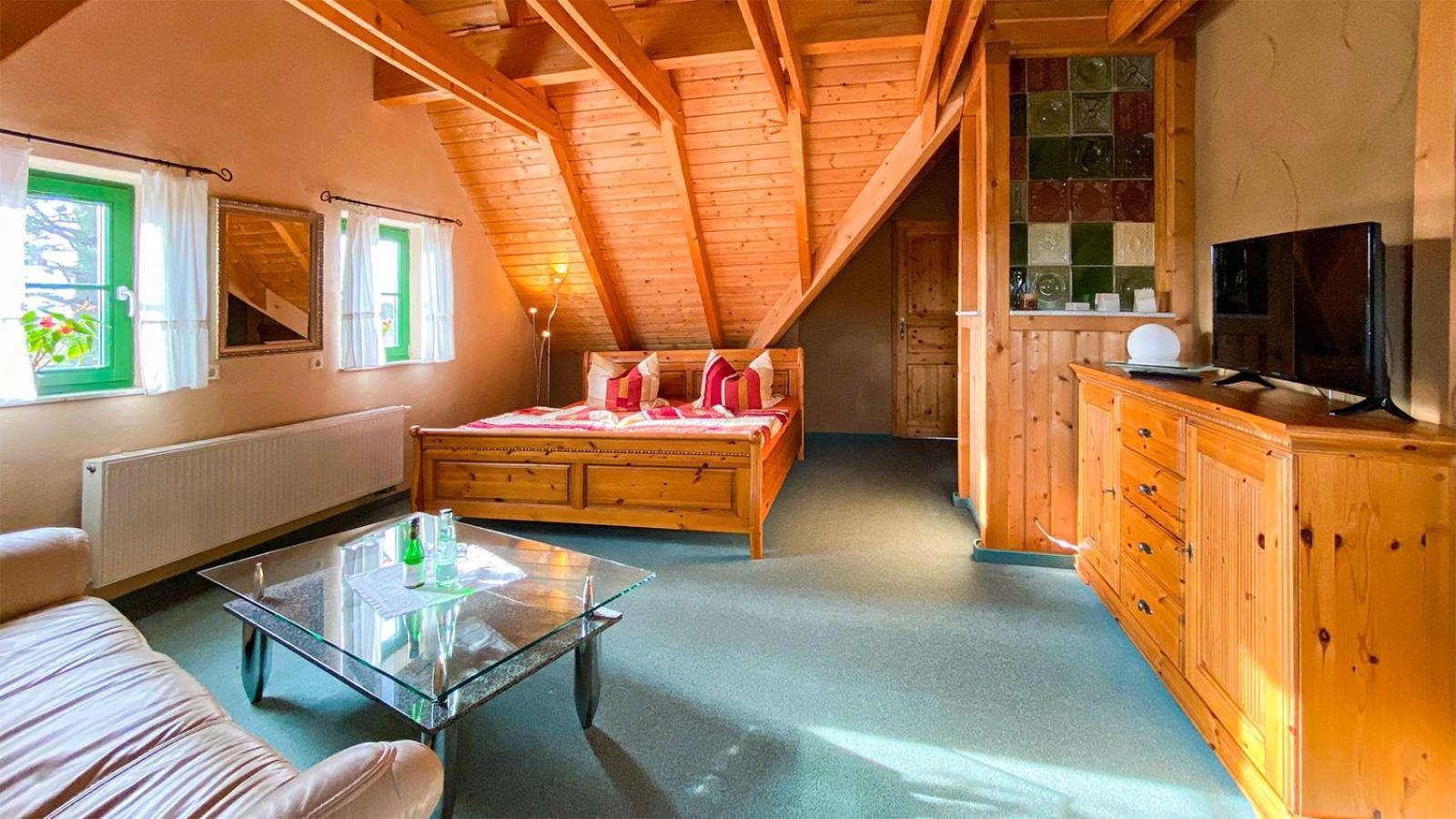 Hotel Olbernhau Mit Sauna - Kleines Landhotel Zur Ofenschenke Екстериор снимка