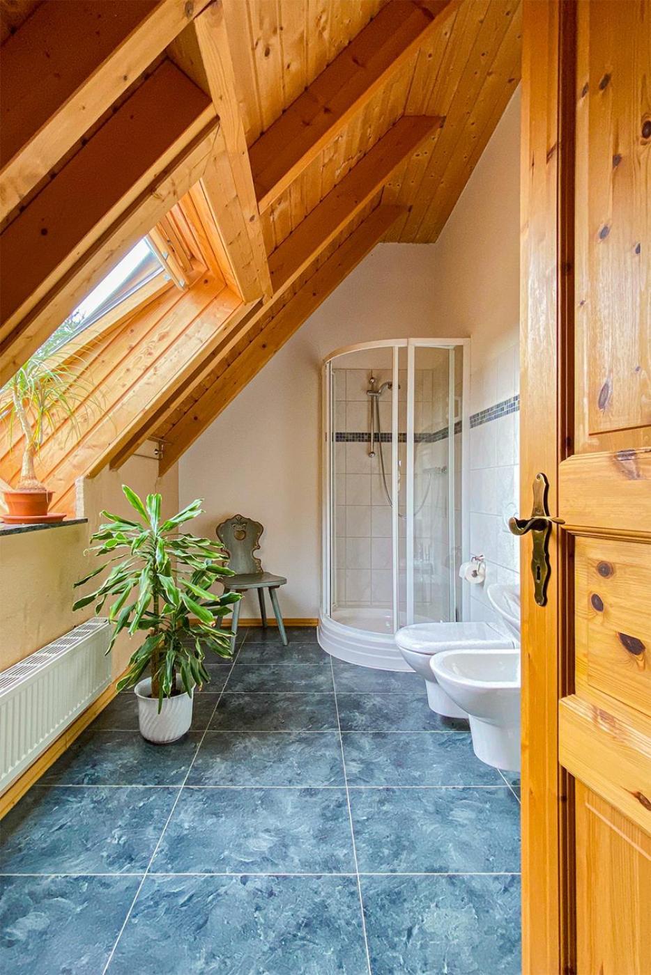 Hotel Olbernhau Mit Sauna - Kleines Landhotel Zur Ofenschenke Екстериор снимка